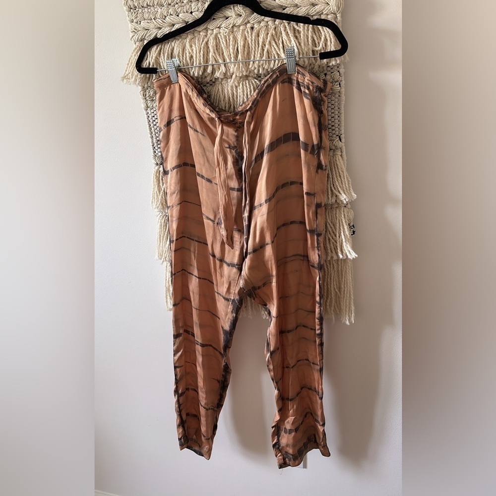 Cali Dreaming Tie Dye Silky Tie Waist Straight Leg Pants Size Medium Beach Swim